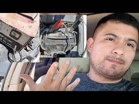 S&iacute;ntomas de una bater&iacute;a de coche agotada