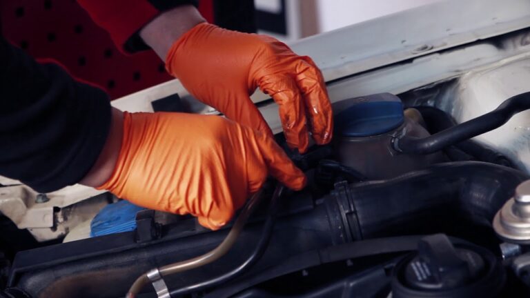 Limpieza Profesional de Inyectores de Coche en Taller